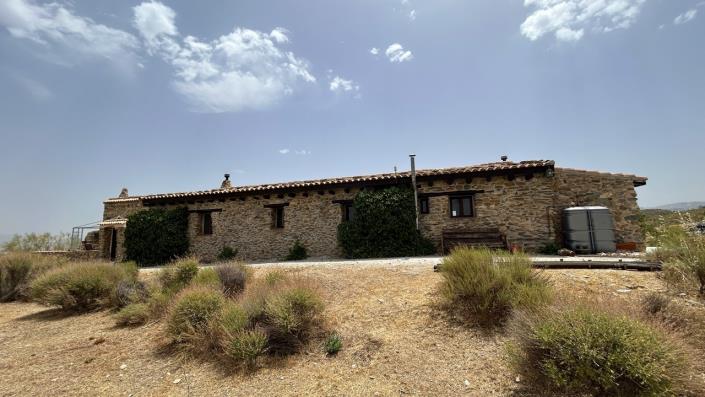 Image No.53-3 Bed Country Property for sale