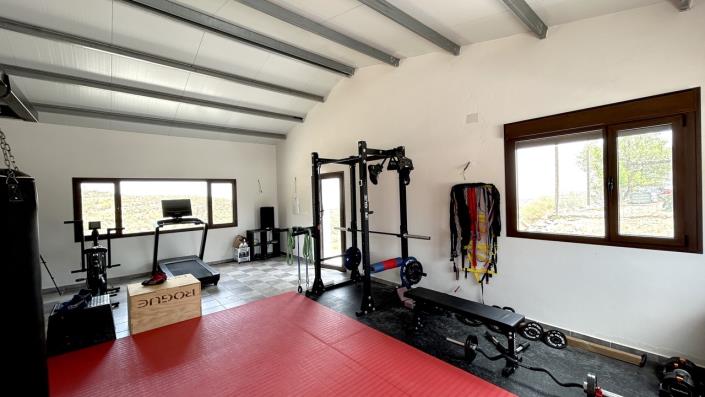 Image No.57-3 Bed Country Property for sale