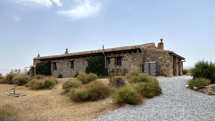 Image No.59-3 Bed Country Property for sale
