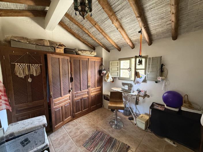 Image No.42-3 Bed Cortijo for sale