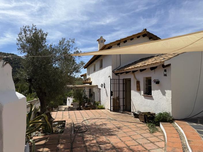 Image No.56-3 Bed Cortijo for sale
