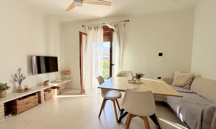 Image No.19-4 Bed Townhouse for sale