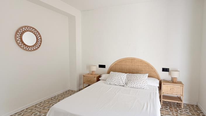 Image No.33-4 Bed Townhouse for sale
