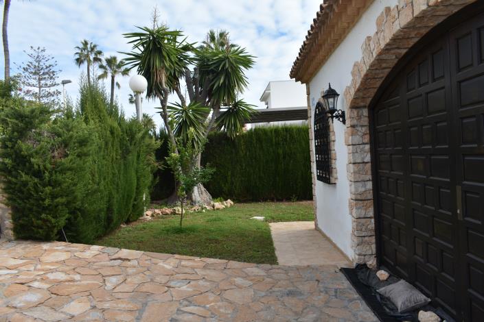 Image No.20-5 Bed Villa for sale