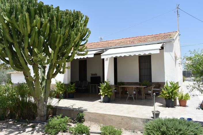 Image No.1-4 Bed Country Property for sale