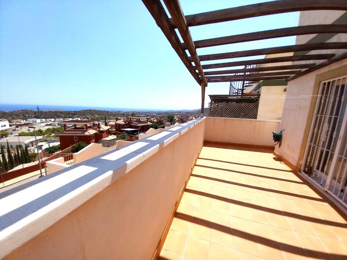 Image No.1-3 Bed Townhouse for sale