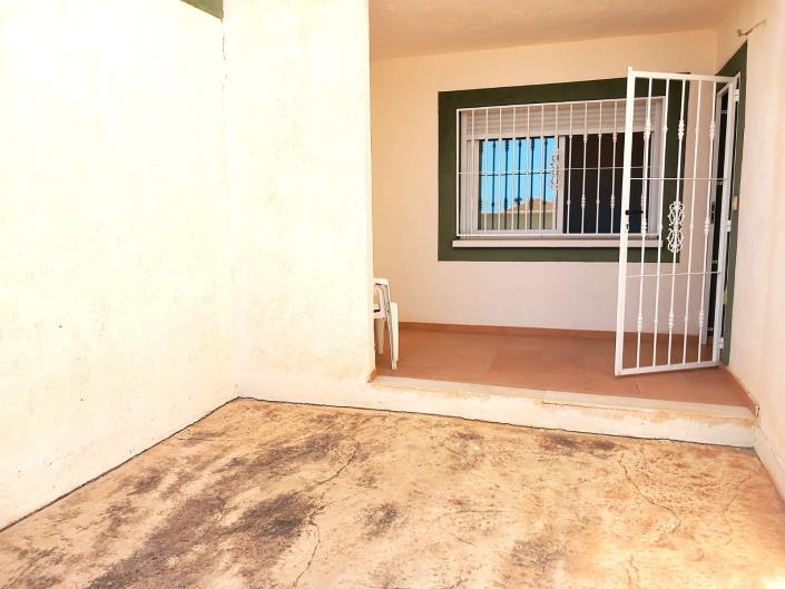 Image No.35-3 Bed Townhouse for sale