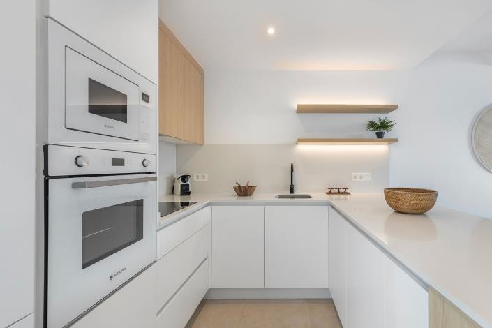 Image No.3-3 Bed Apartment for sale