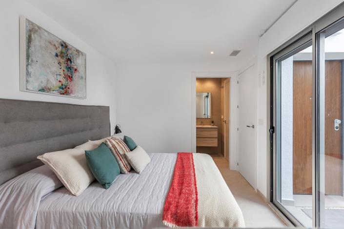 Image No.4-3 Bed Apartment for sale