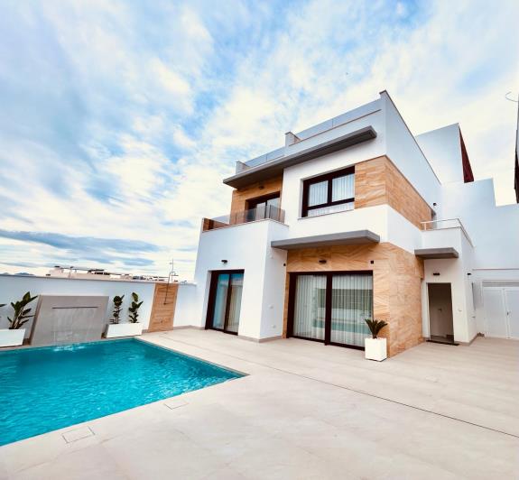 Image No.15-3 Bed Villa for sale
