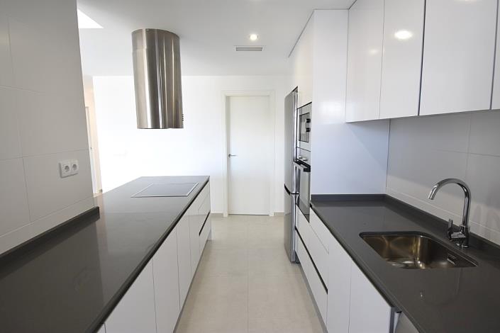 Image No.14-3 Bed Apartment for sale