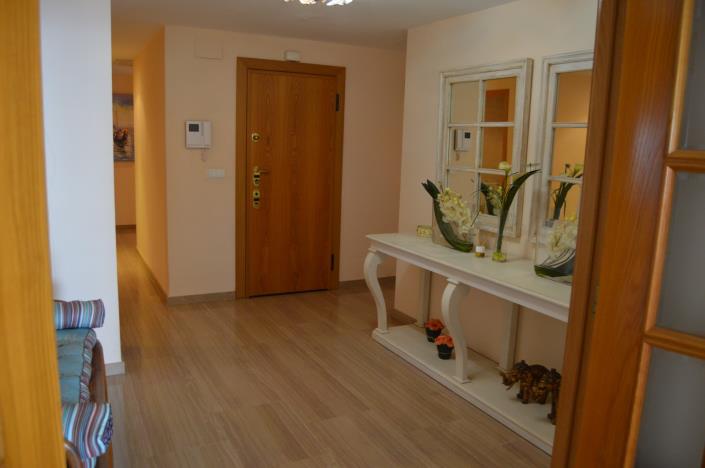 Image No.5-3 Bed Apartment for sale