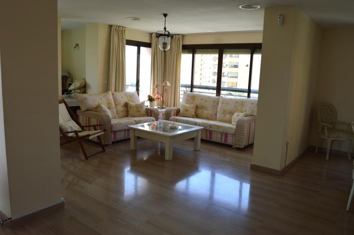 Image No.25-3 Bed Apartment for sale