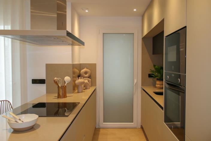Image No.14-3 Bed Apartment for sale