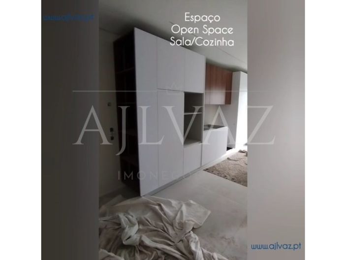 Image No.27-2 Bed Apartment for sale