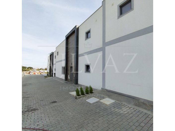 Image No.41-3 Bed House for sale