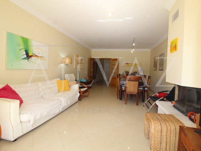 Image No.5-4 Bed House for sale