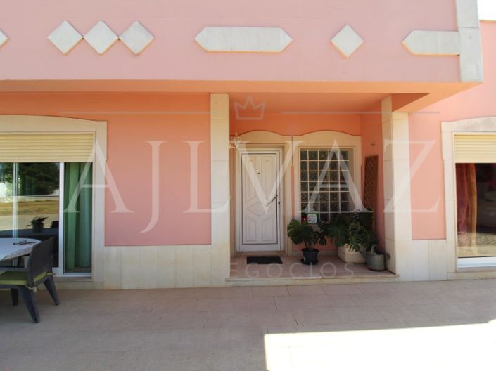 Image No.11-5 Bed House for sale
