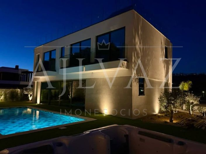 Image No.2-Maison de 4 chambres à vendre à Albufeira