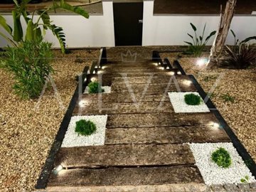 id7f6a8701-0000-0500-0000-000017bd5a94