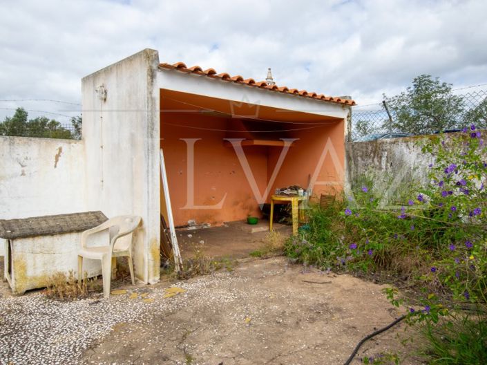 Image No.14-4 Bed House for sale