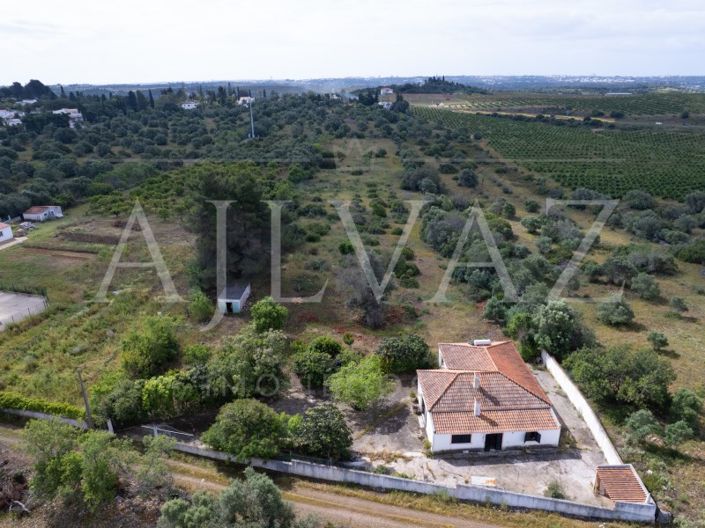 Image No.3-4 Bed House for sale