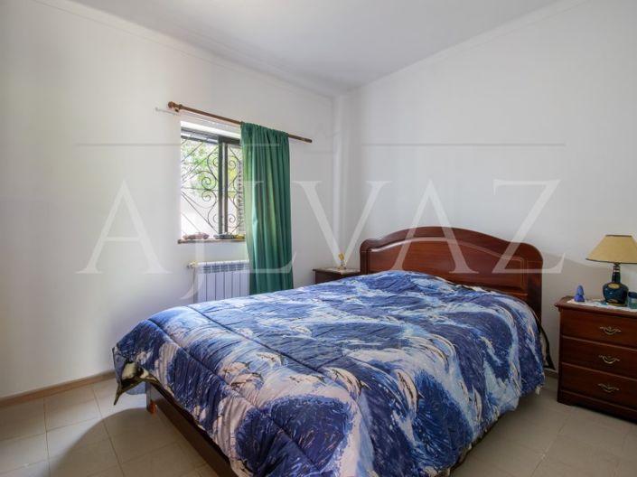 Image No.32-4 Bed House for sale