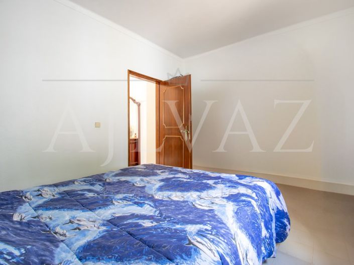 Image No.33-4 Bed House for sale