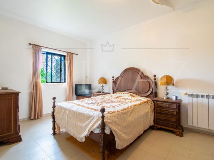 Image No.36-4 Bed House for sale