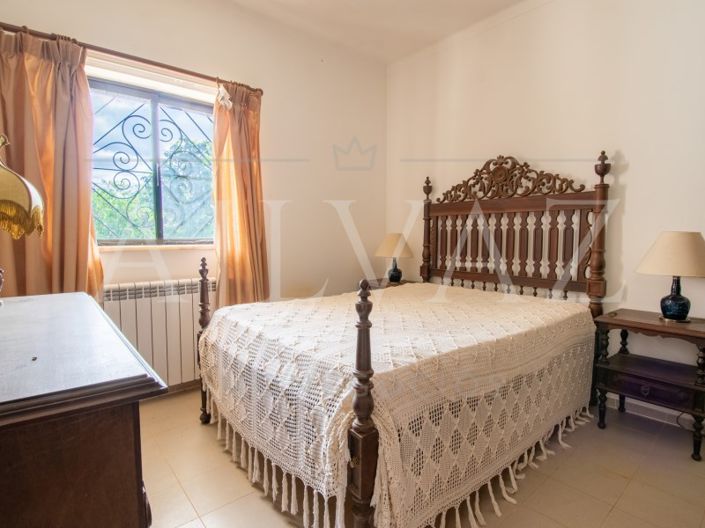 Image No.37-4 Bed House for sale