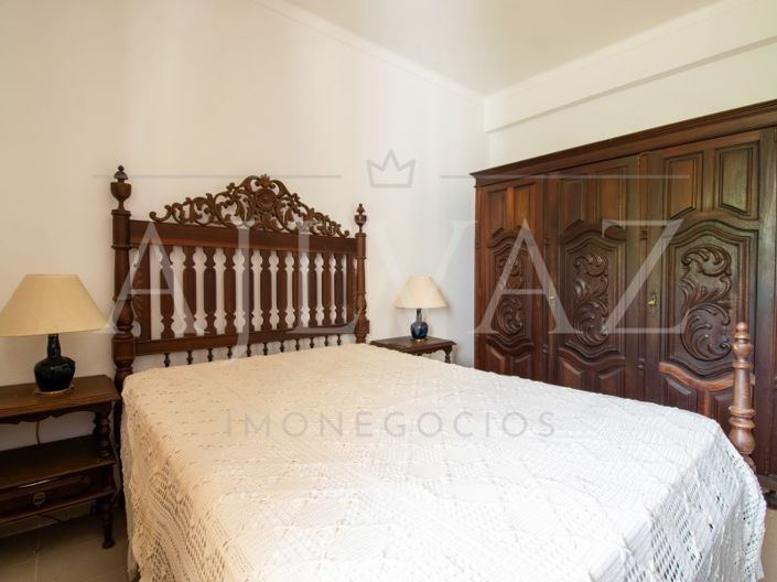 Image No.38-4 Bed House for sale