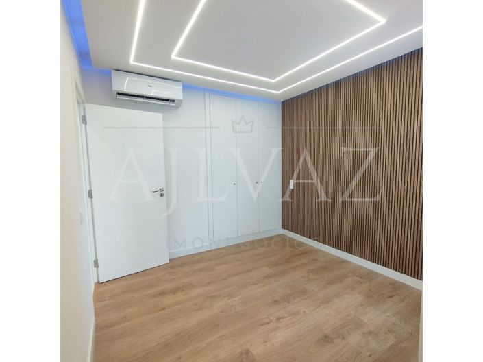 Image No.26-2 Bed Apartment for sale