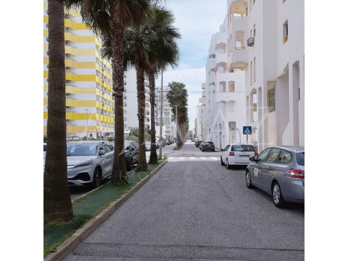 Image No.40-2 Bed Apartment for sale