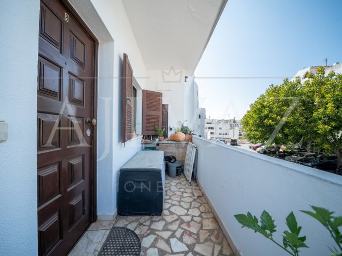 Image No.17-3 Bed Apartment for sale