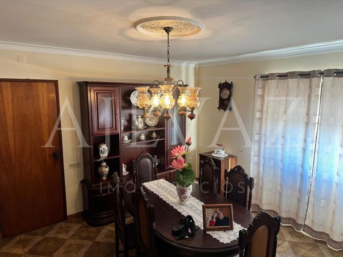 Image No.13-5 Bed House for sale