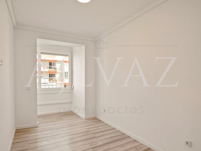 Image No.19-1 Bed Apartment for sale