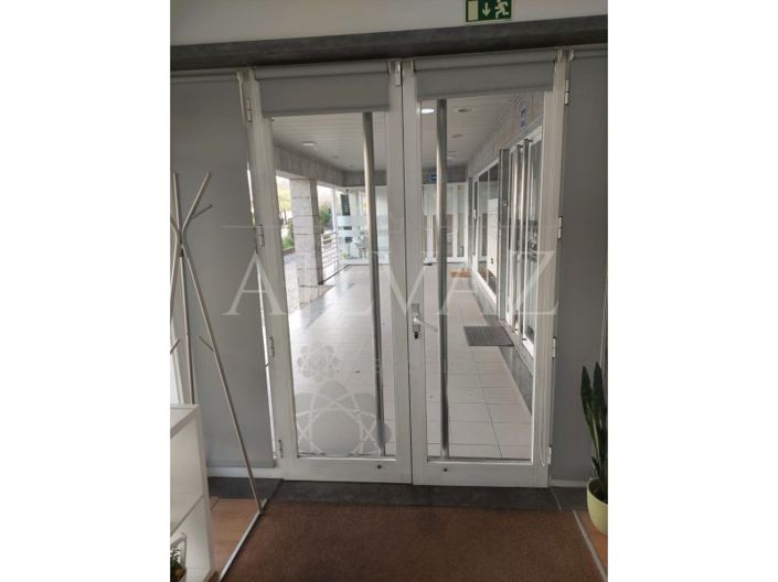 Image No.12-Commercial à vendre à Lisbon