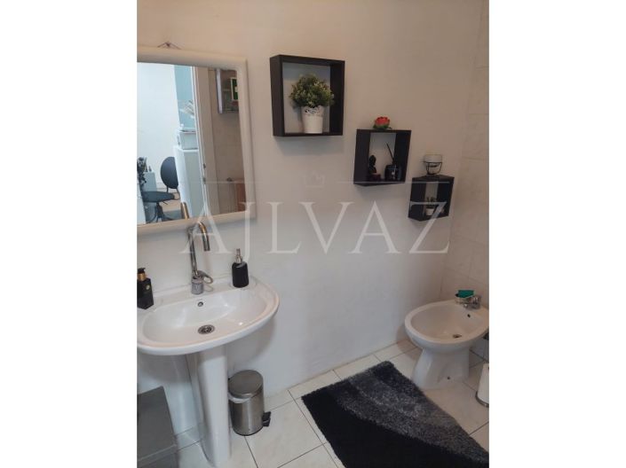 Image No.7-Commercial à vendre à Lisbon