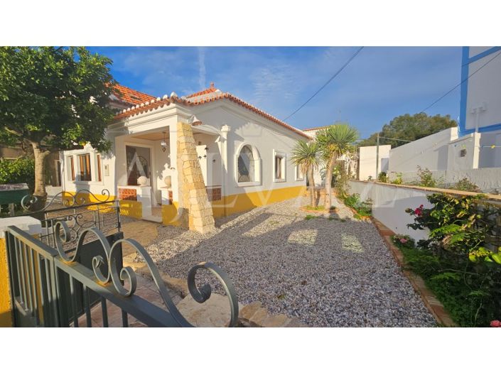 Image No.1-2 Bed House for sale