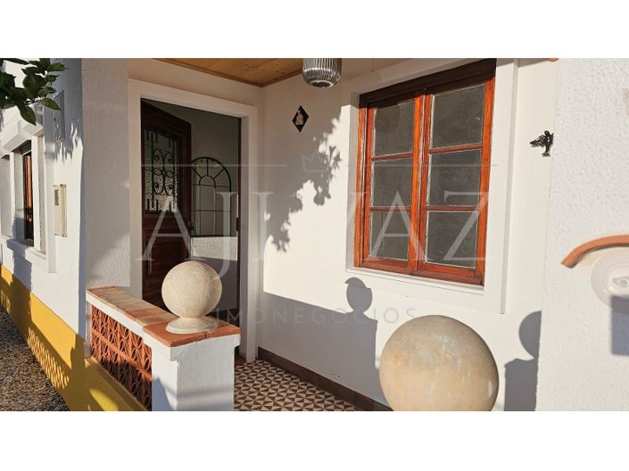 Image No.14-2 Bed House for sale