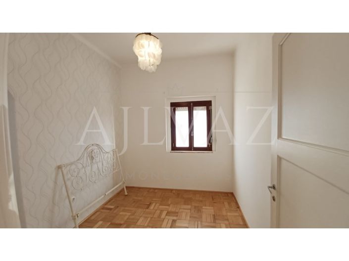 Image No.20-2 Bed House for sale