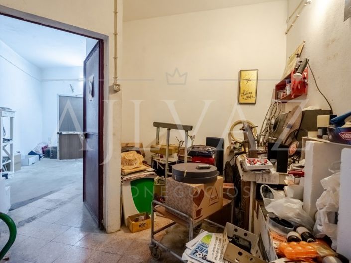 Image No.31-Commercial for sale