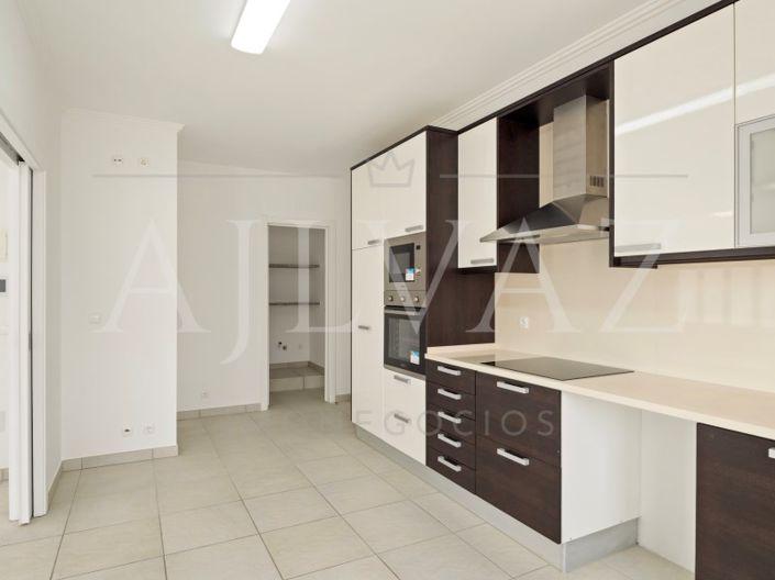 Image No.13-Maison de 4 chambres à vendre à Mafra