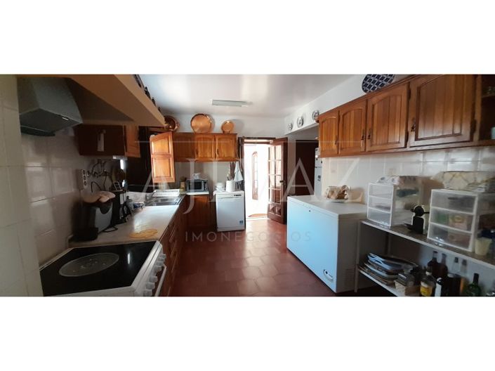 Image No.12-5 Bed House for sale