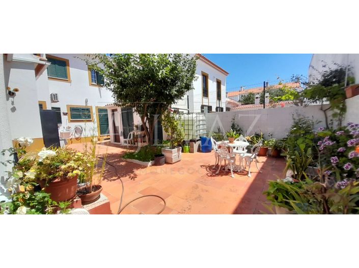 Image No.18-5 Bed House for sale