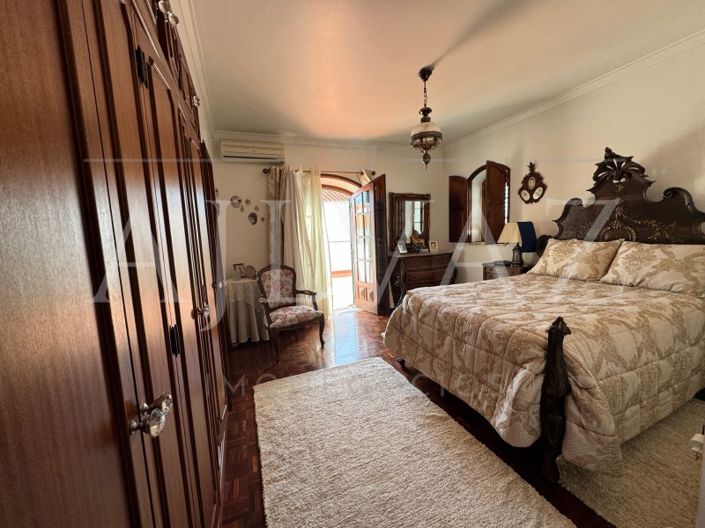 Image No.26-5 Bed House for sale