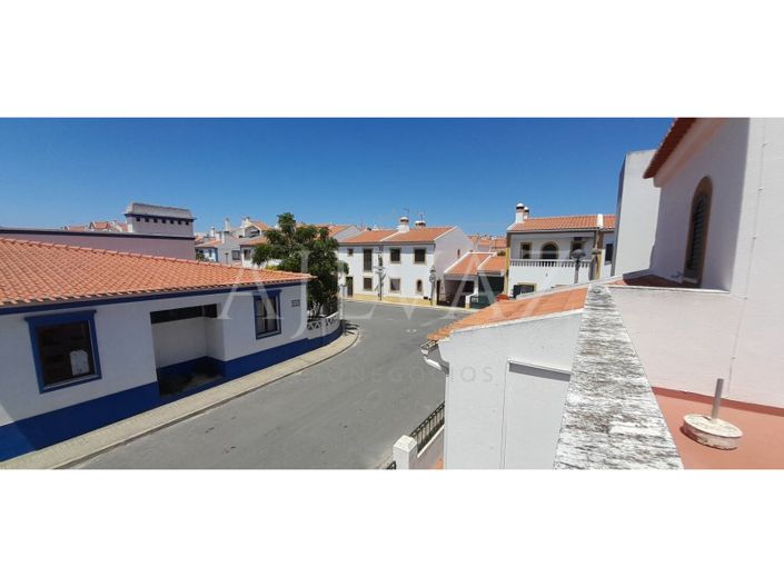 Image No.35-5 Bed House for sale