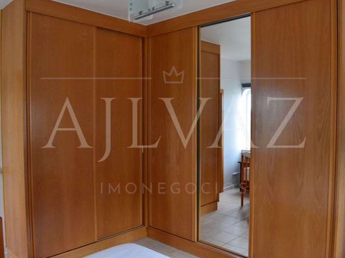 Image No.9-3 Bed House for sale