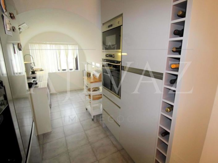 Image No.12-4 Bed Apartment for sale