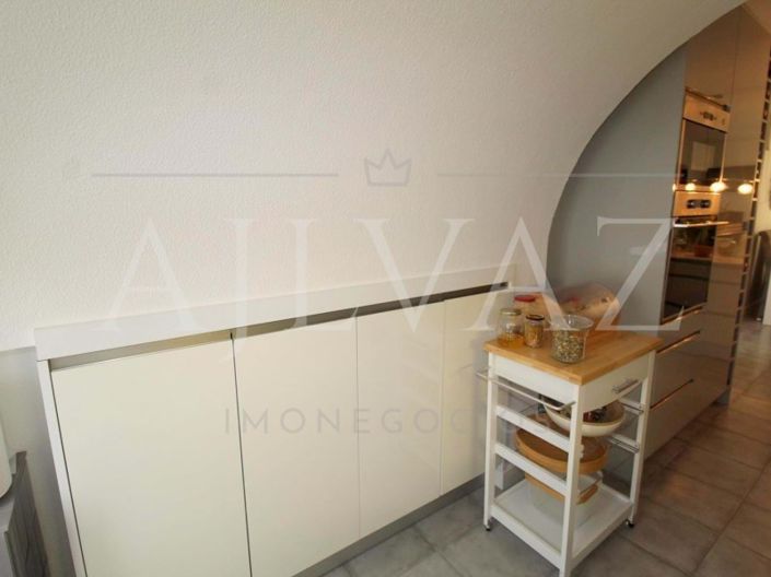 Image No.15-4 Bed Apartment for sale